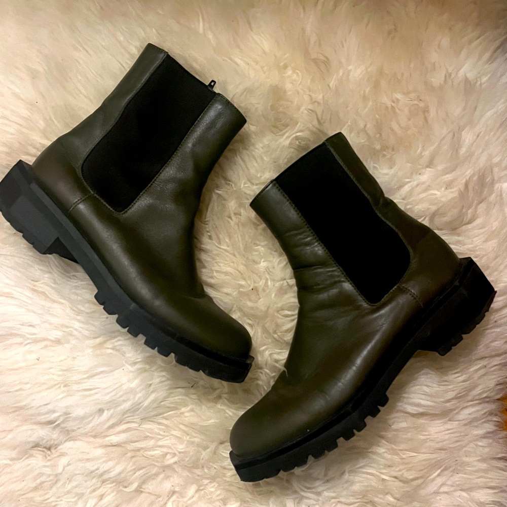 MARCELLA NYC olive green combat boots leather 39 9 great condition